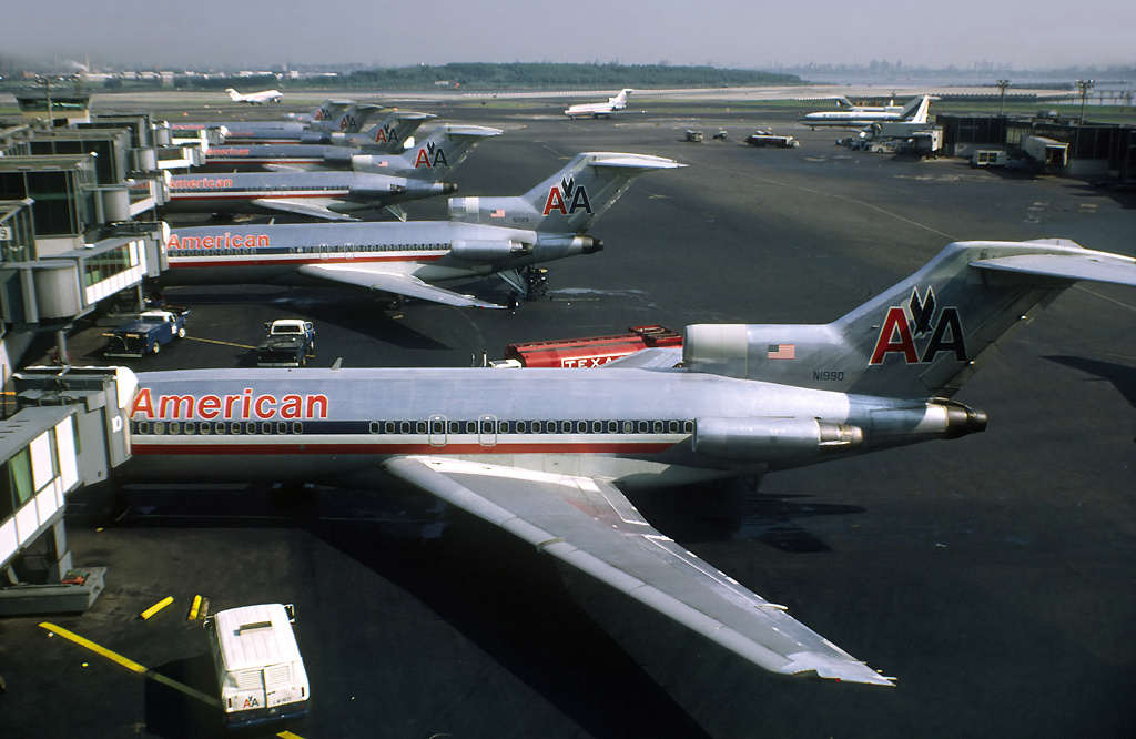American Airlines airplane