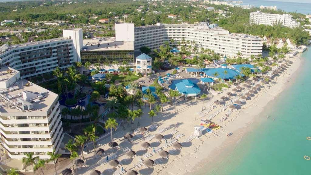 Melia Nassau Beach