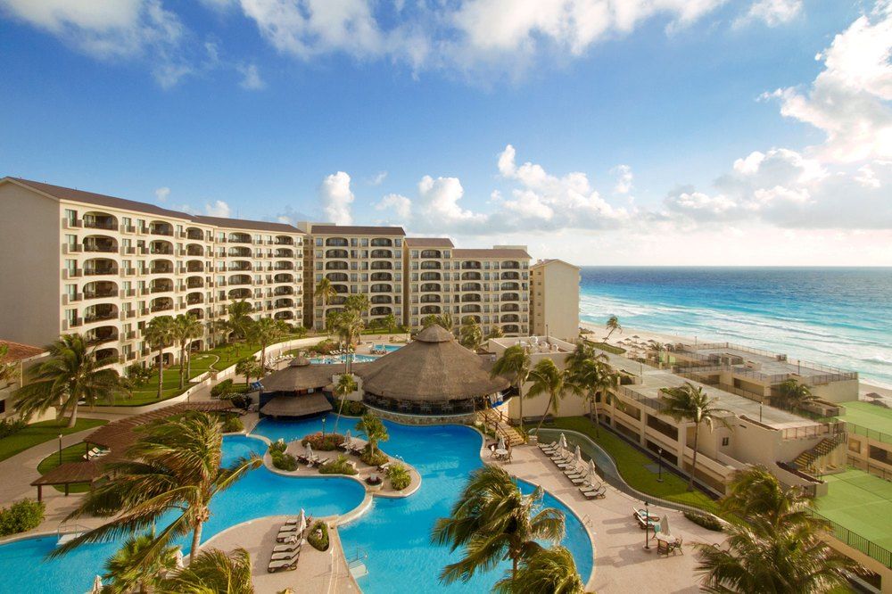 Emporio Cancun