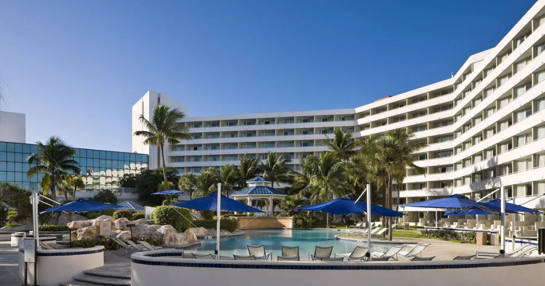 Melia Nassau Beach