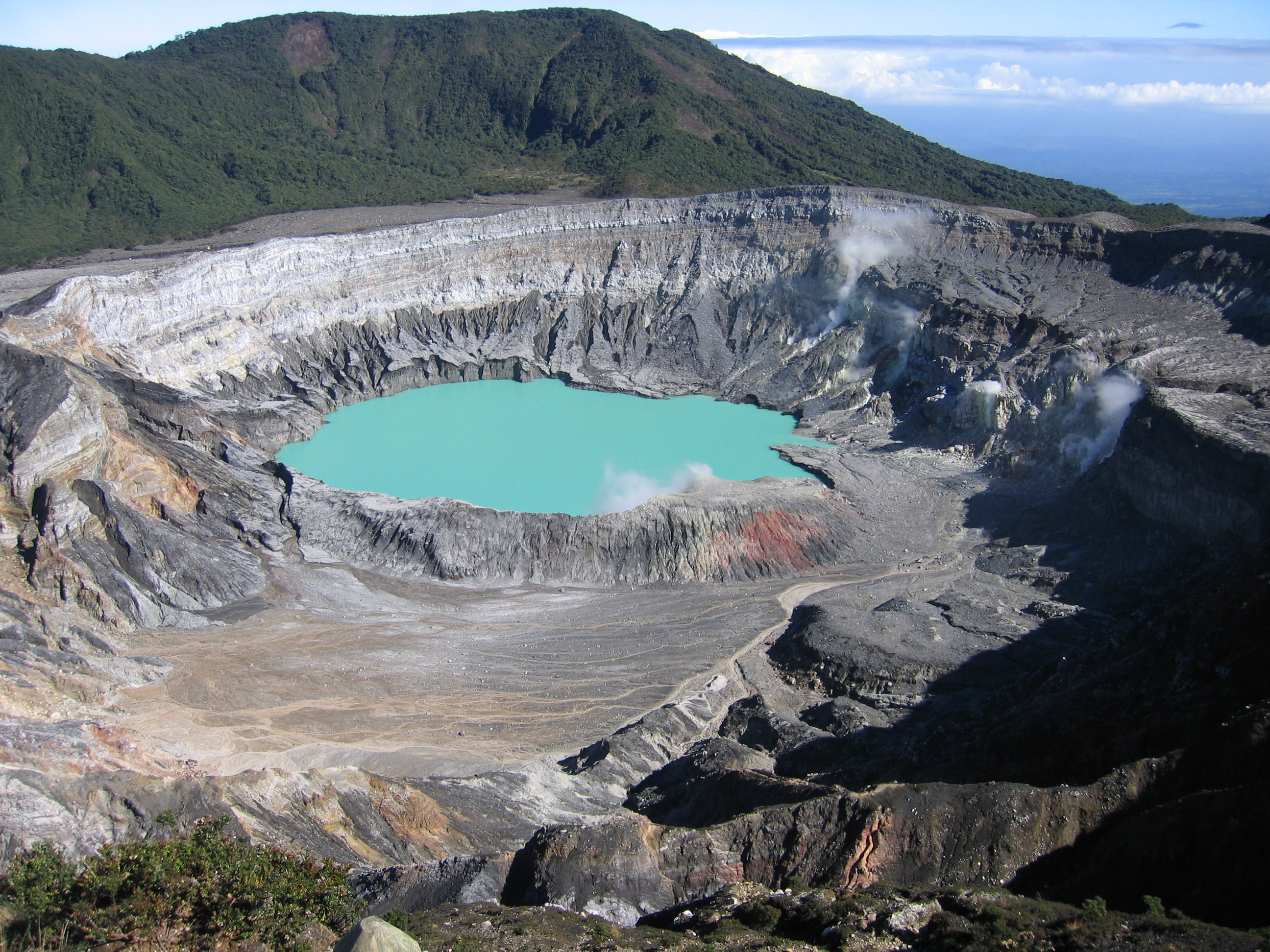 Paos Crater