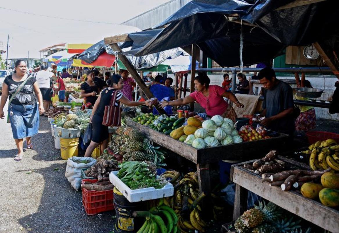 Shopping in Belize