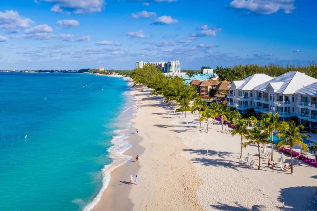 Beach resorts in Cayman Islands