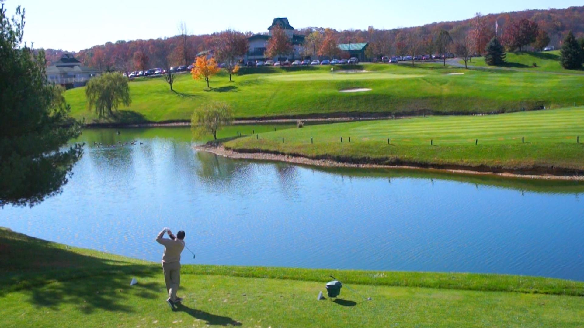 Golfing in Massanutten