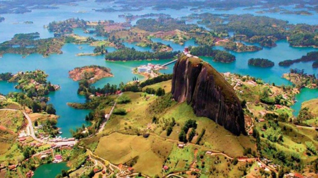 El Peñol de Guatape in Antioquia