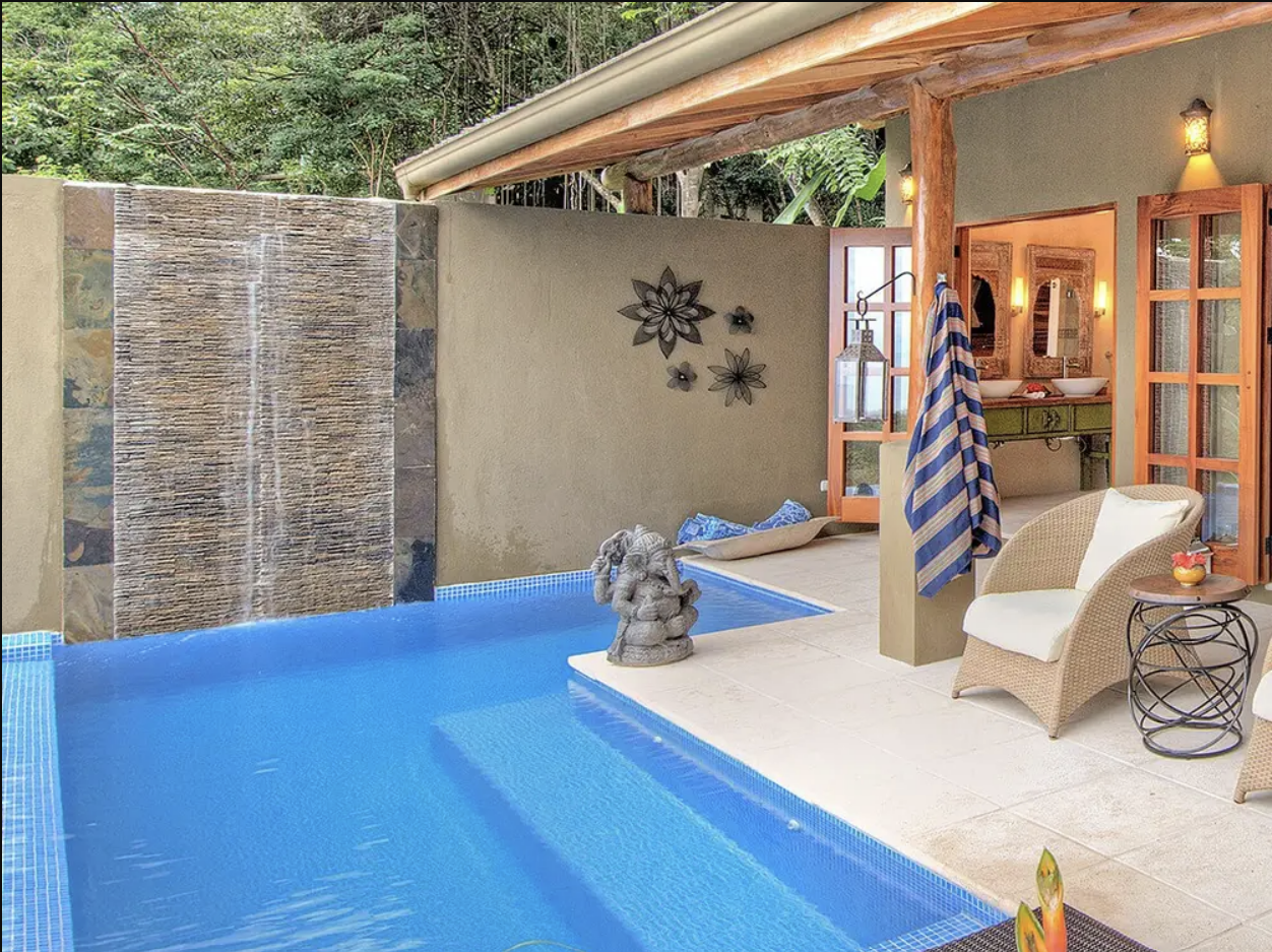 Private pool