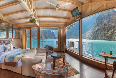 Luxus Hunza Attabad Lake Resort