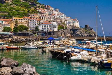 Amalfi port