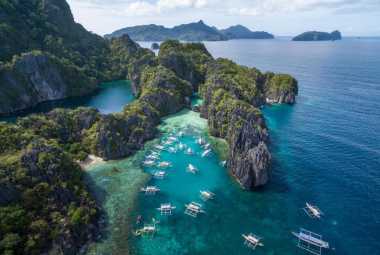 boats in the Philippines