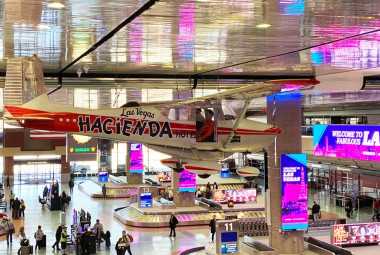 Airplane in Las Vegas airport